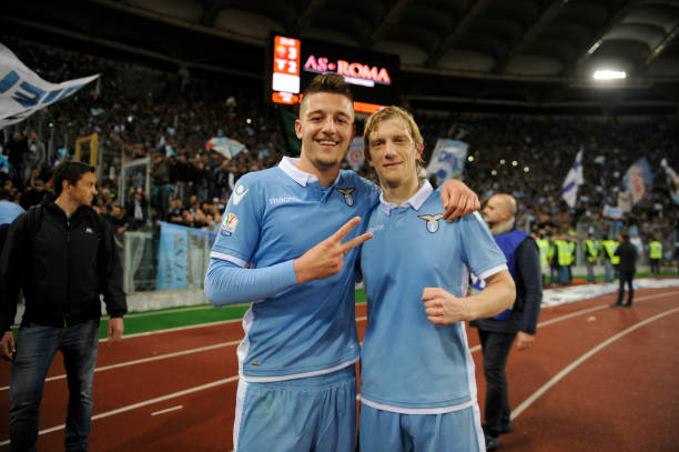 某班级学生 某班级学生